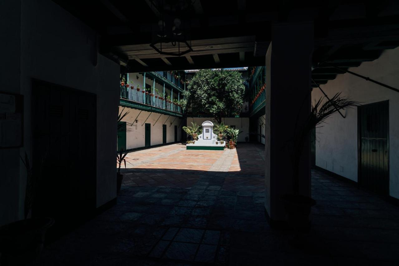 AlohaMundi Alcázares Siviglia Esterno foto